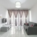 Modern And Spacious Close To The Sea Appartement