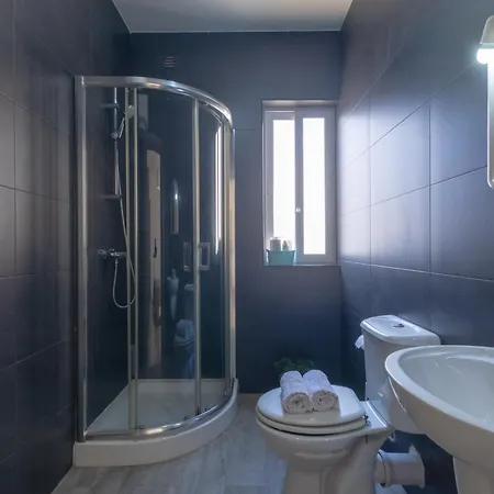 Modern And Spacious Close To The Sea 公寓 圣保罗湾城