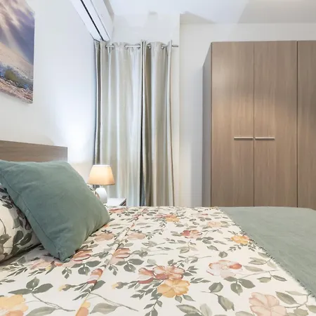 Modern And Spacious Close To The Sea 圣保罗湾城