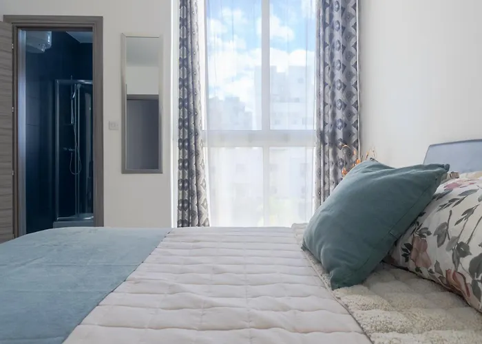 Modern And Spacious Close To The Sea * St. Paul's Bay