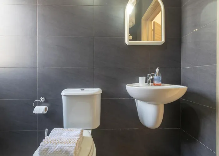 Modern And Spacious Close To The Sea * St. Paul's Bay